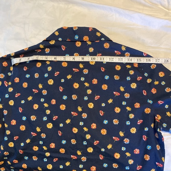Women’s EddieBauer cotton button-down floral blouse – size Small - like new - Picture 3 of 4